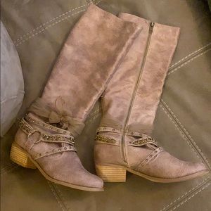 Journeys not rated lace buckle riding boots!!